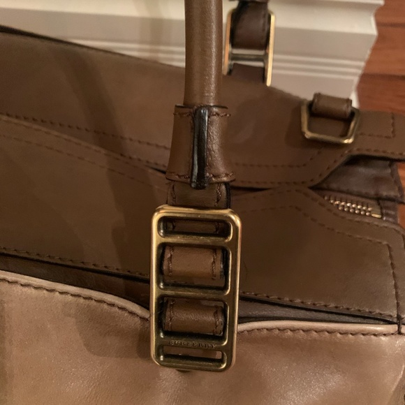 Burberry duffle bag - Picture 6 of 8